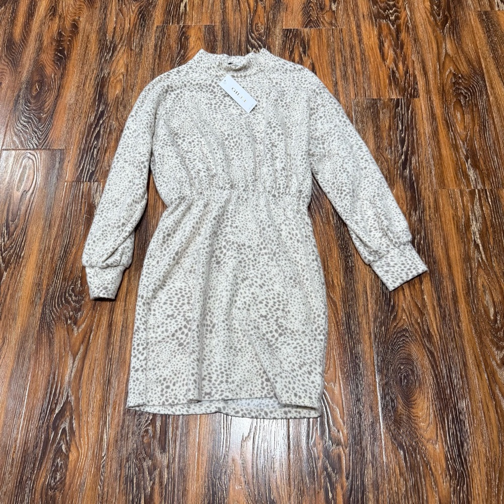 NWT GILLI Cream & Brown Leopard Soft Sweater Dress‎ Size S Leo Foggy Skies